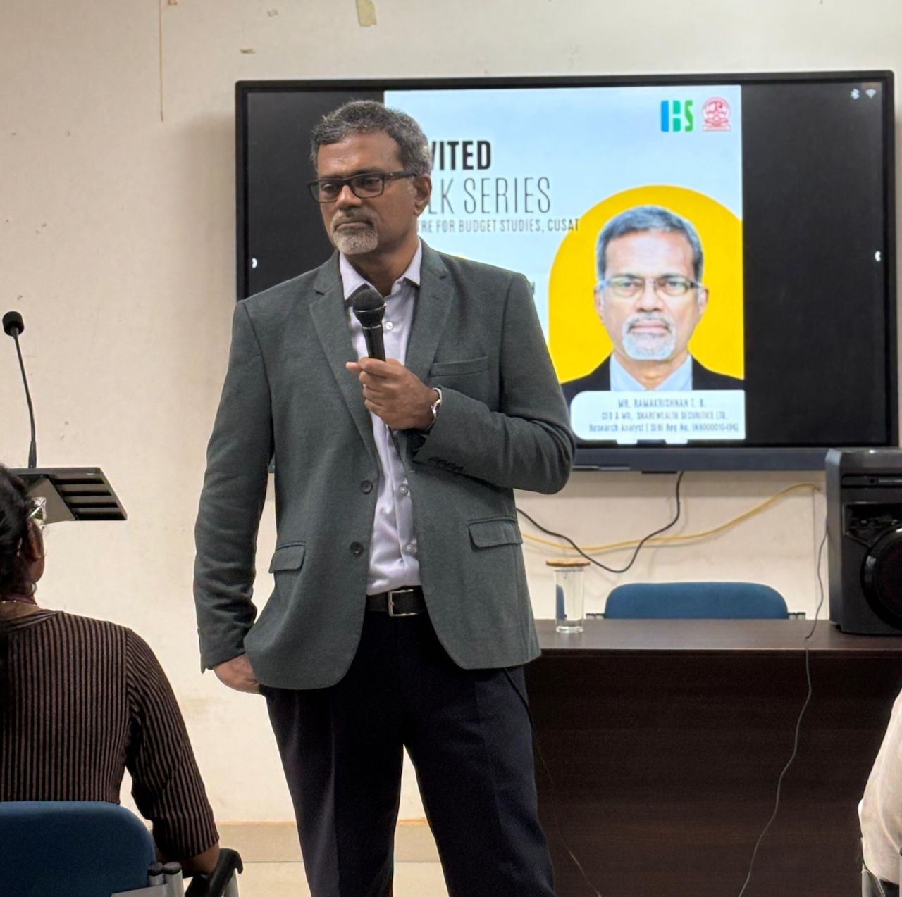 Invited Talk Series : Economic Analysis in Portfolio Building